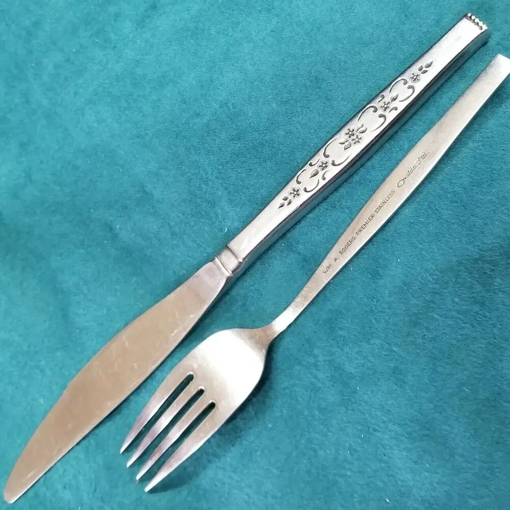 Oneida SPANADA WmA Rogers Premier Stainless 1 Knife 1 Dinner Fork Flatware